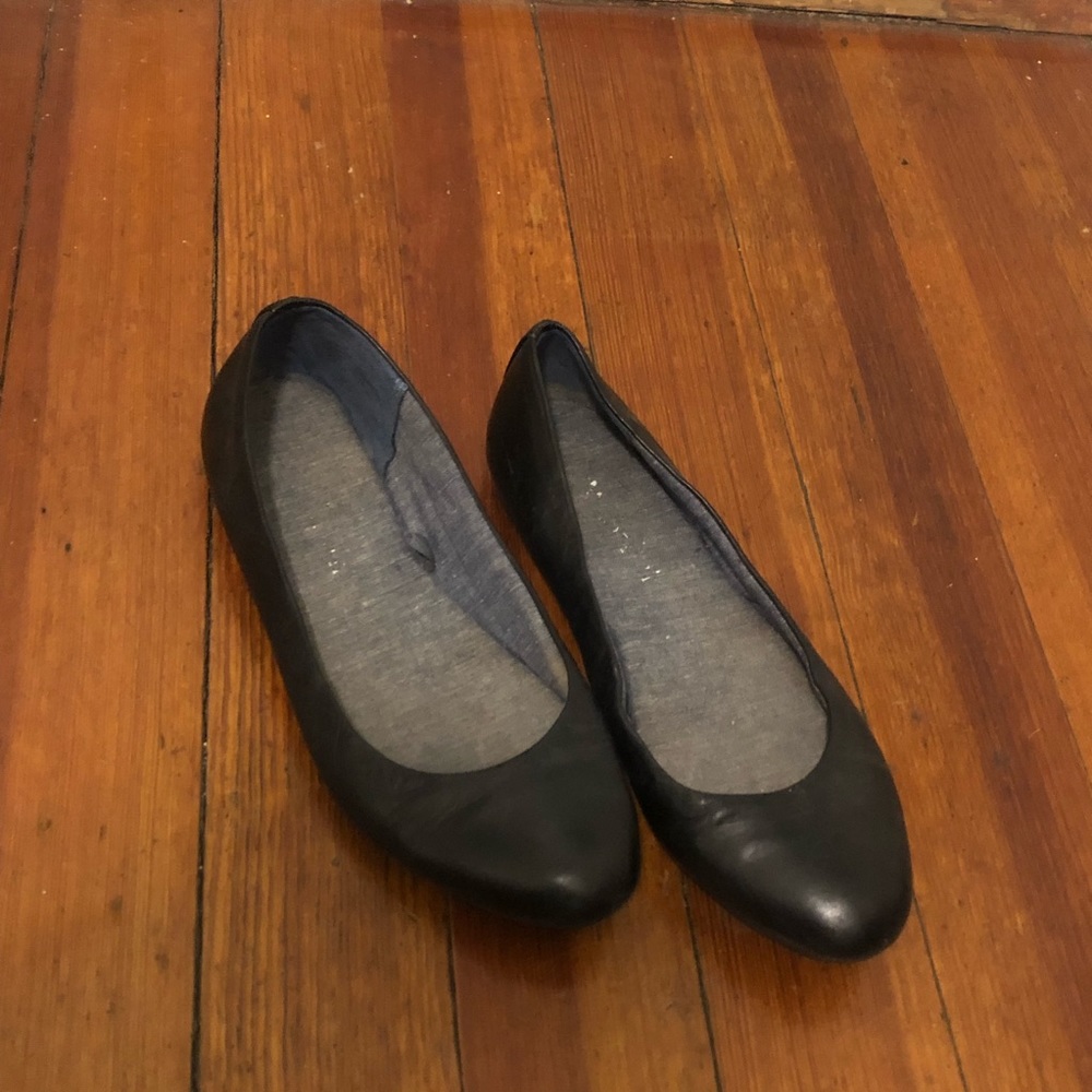 Black flats